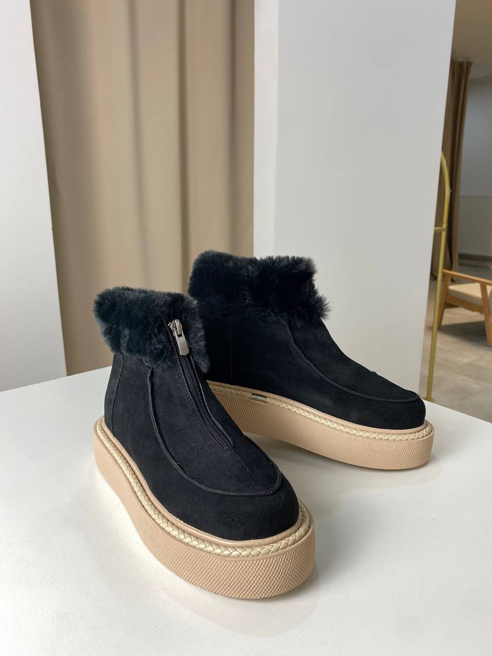 Stiefeletten aus Kunstfell