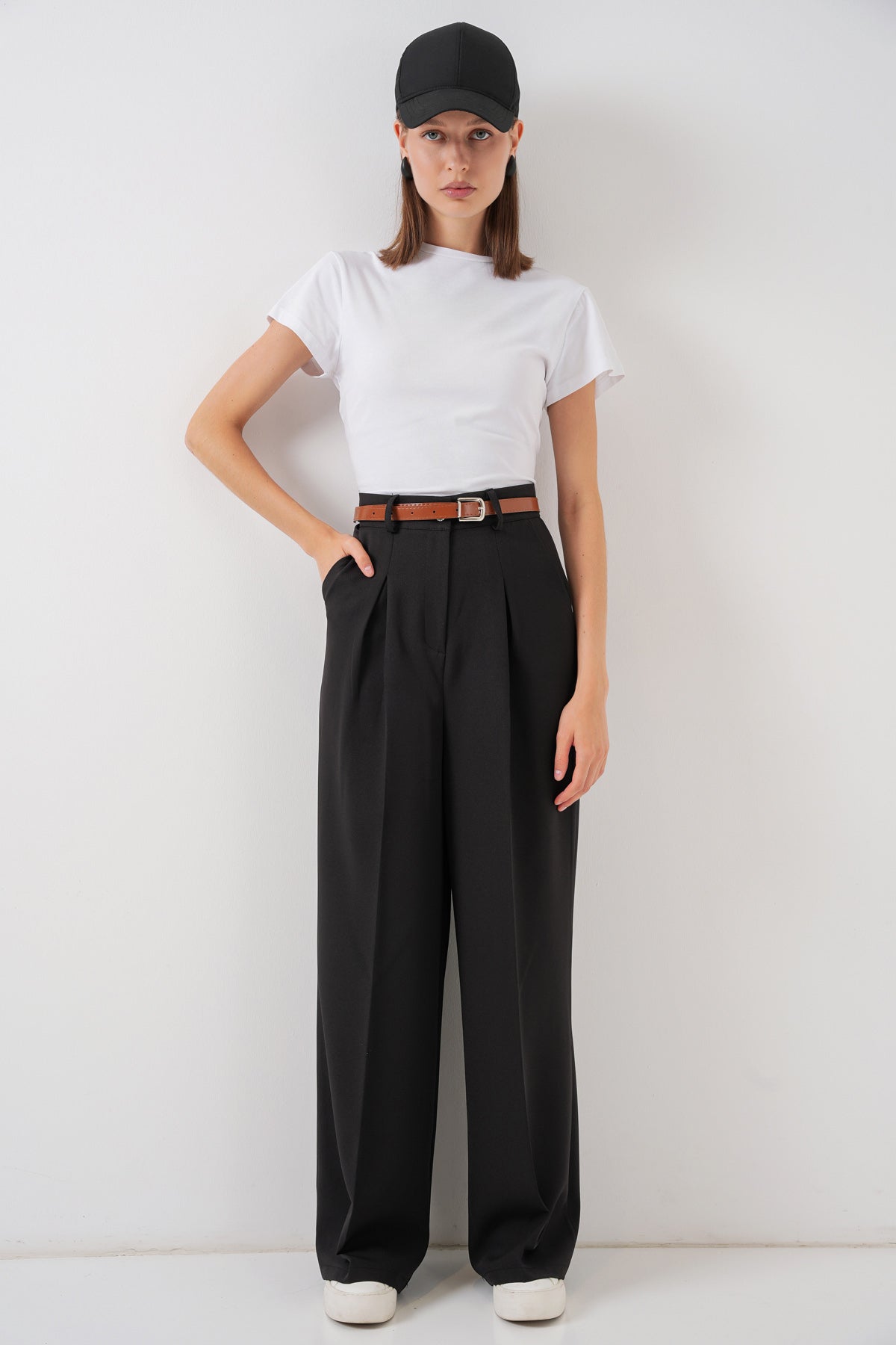 Damen Stoffhose – Elegante Wide Leg Hose in Schwarz