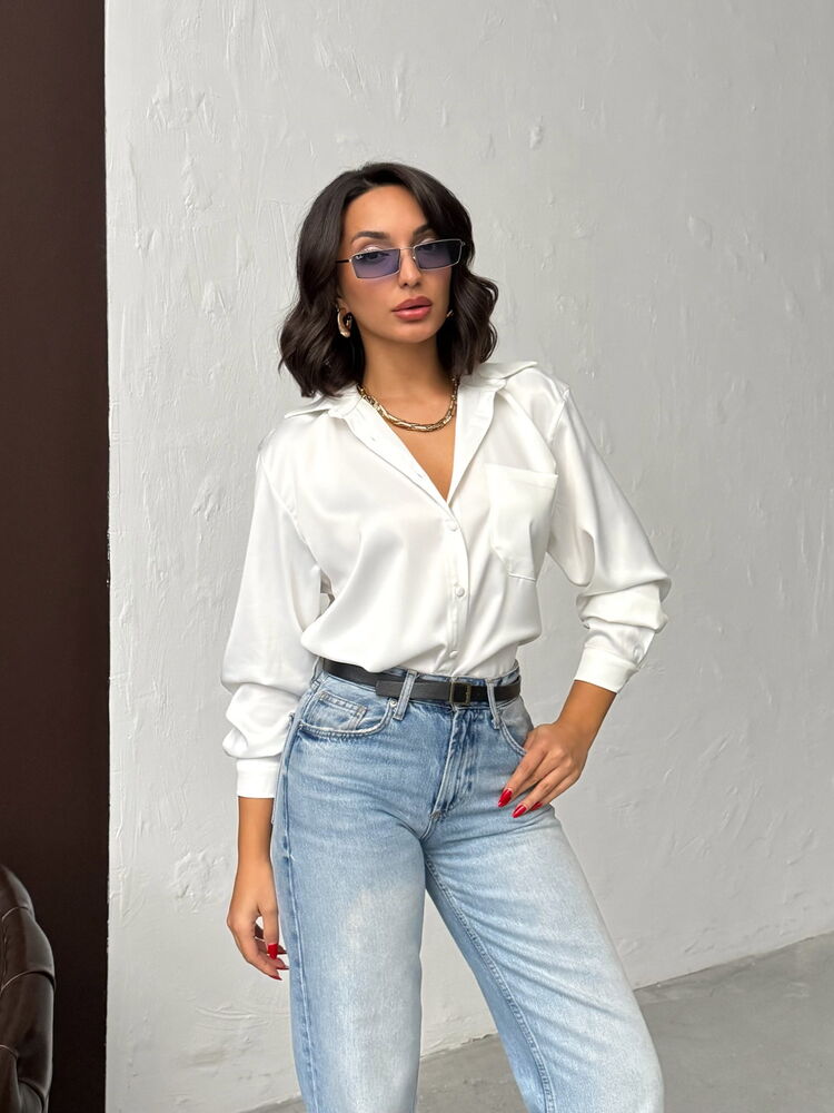 Damen Satinbluse – Elegante Oversize Bluse in Weiß