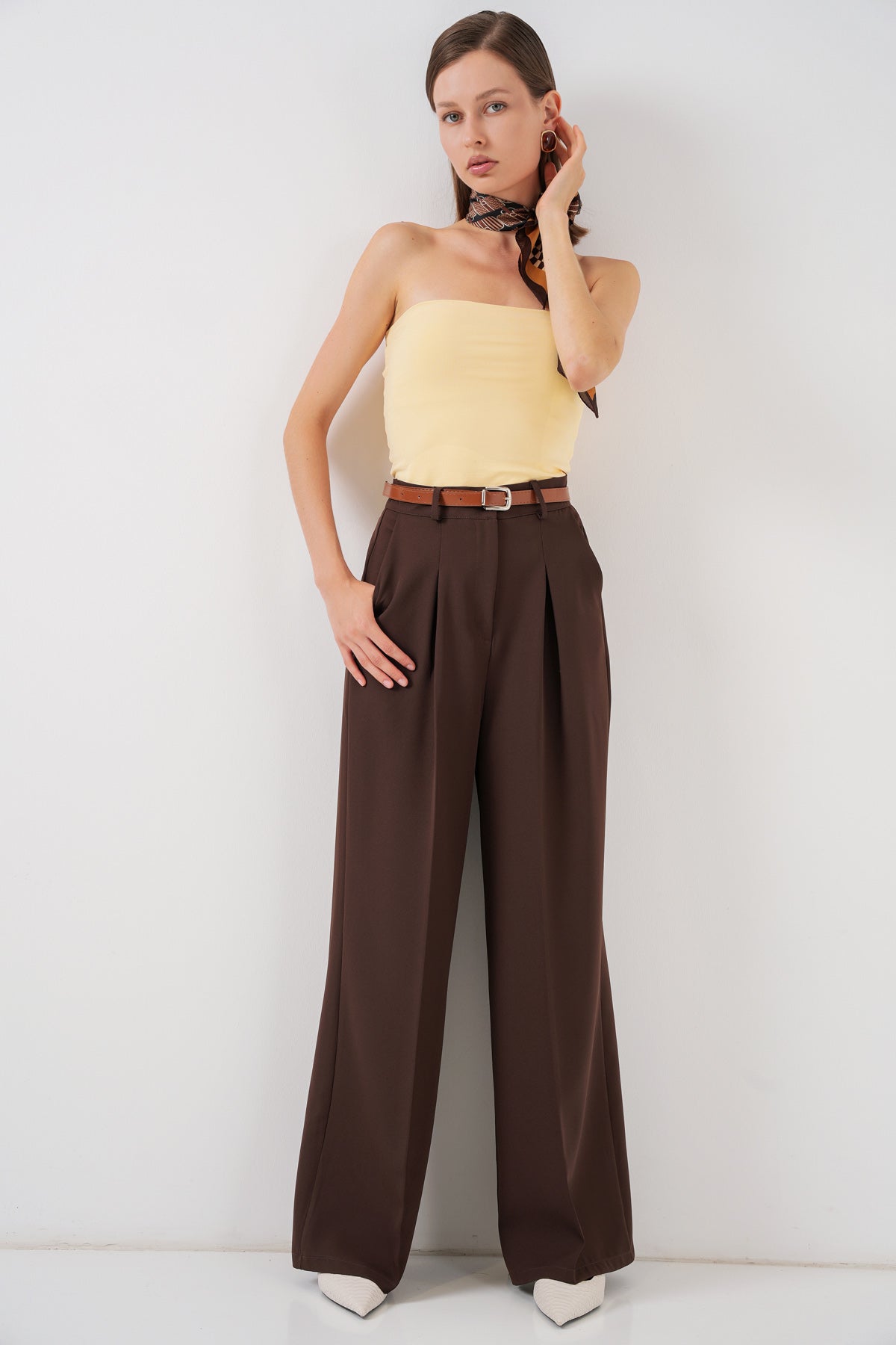 Damen Stoffhose – Elegante Wide Leg Hose in Schwarz
