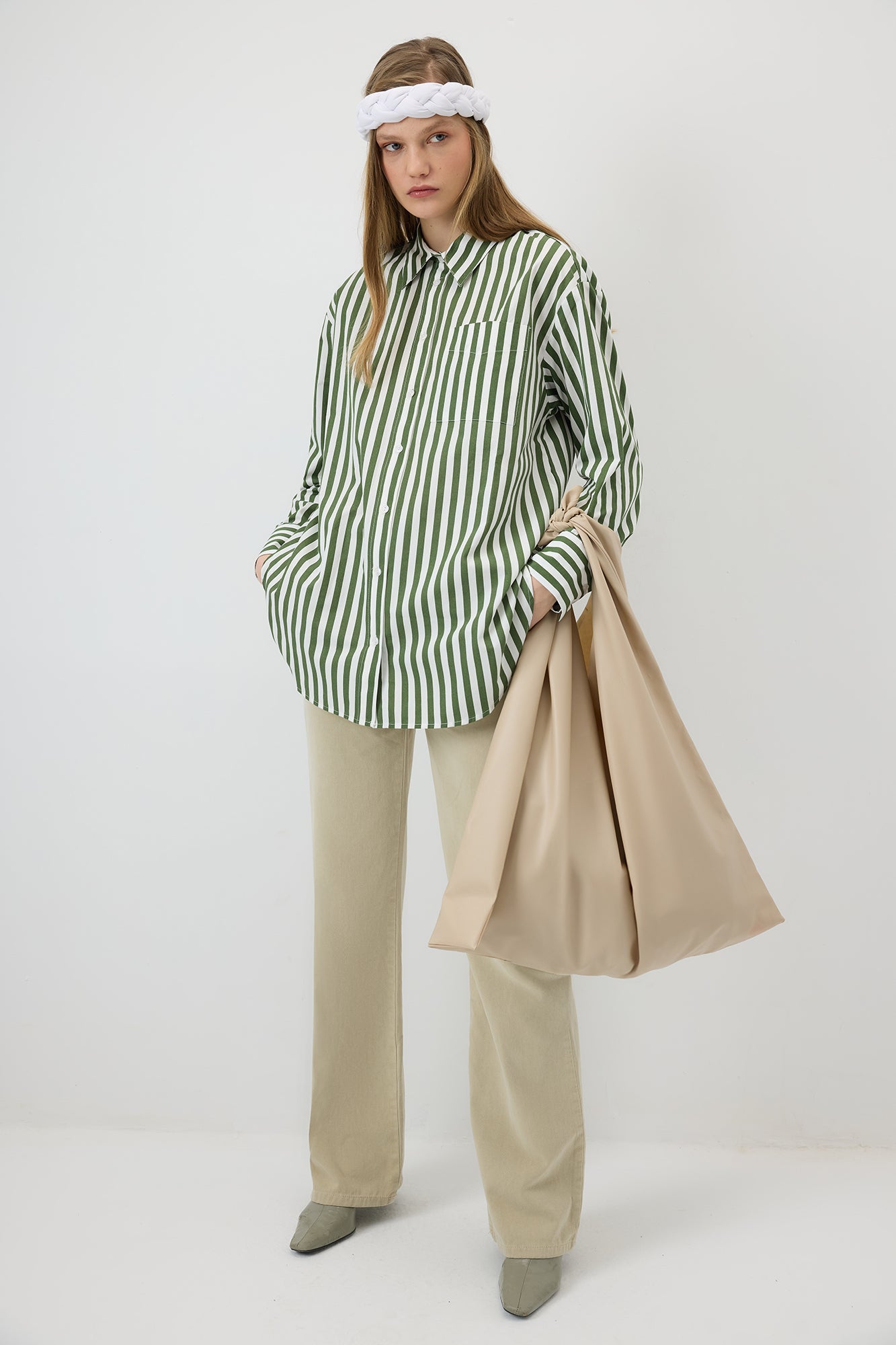 Damen Oversize Hemd – Gestreifte Bluse in Grün-Weiß