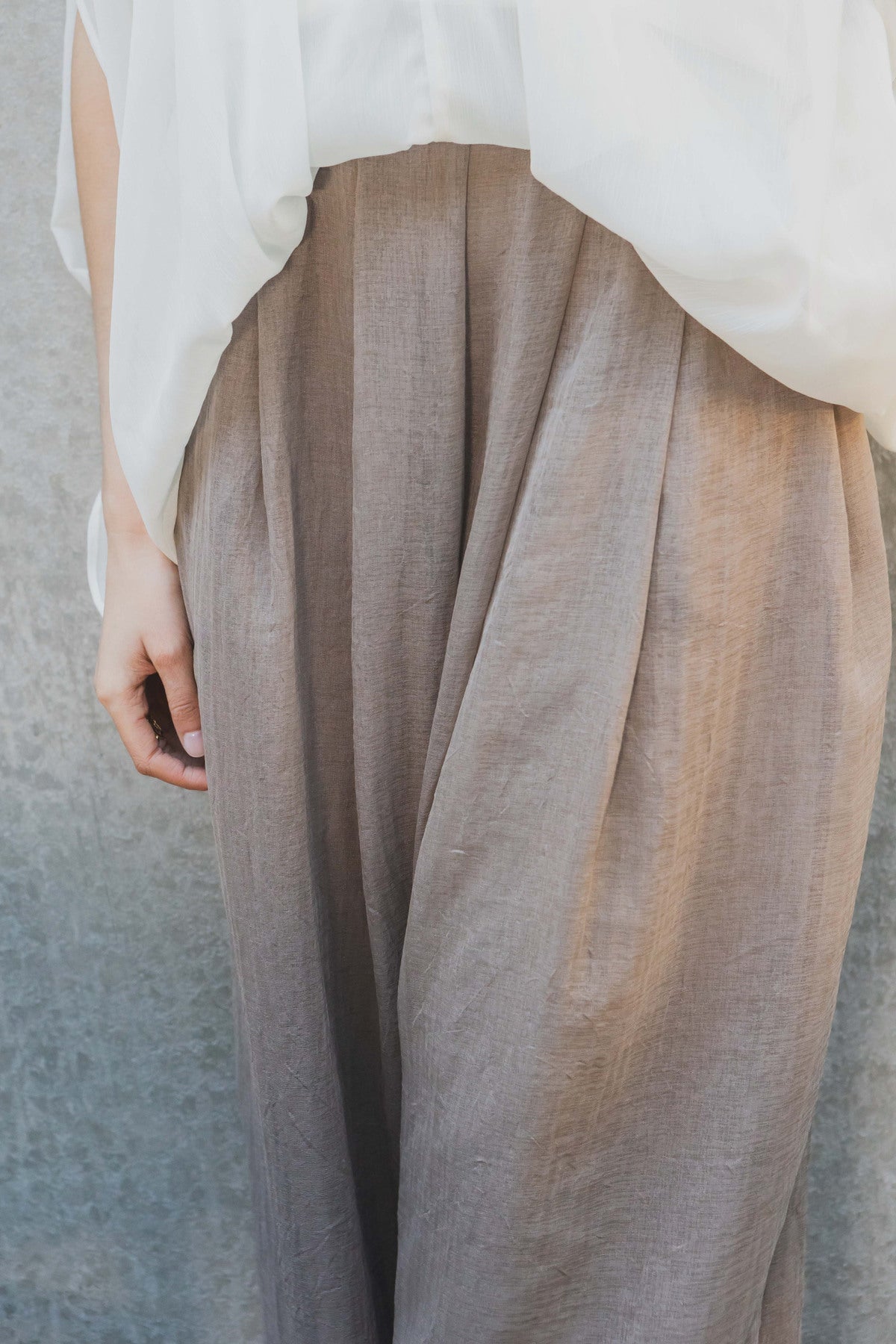 Damen Hose – Weite Palazzo Hose in Taupe