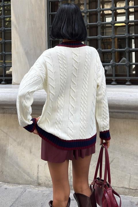Cardigan im College-Stil mit Kontrastdetails